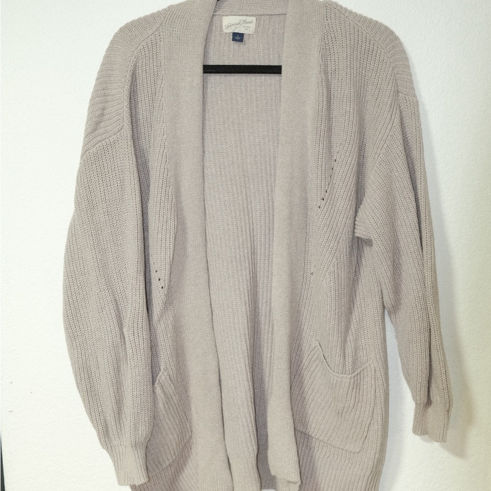 Oversized gray knitted cardigan